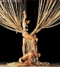 Cena de “Nó”, título de um dos espetáculos da Companhia de Dança Deborah Colker. <br> <br> Palavras-chave: dança, expressão corporal, Deborah Colker, Nó. 