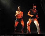 Imagem referente ao capítulo "Quem dança seus males...", do Livro Didático Público do Paraná (Educação Física 2ª Ed.). <br> <br> Palavras-chave: dança, hip hop.