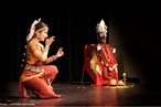 Estilo de dança clássica na Índia conhecido como Odissi. <br> <br> Palavras-chave: dança, dança indiana, Odissi.