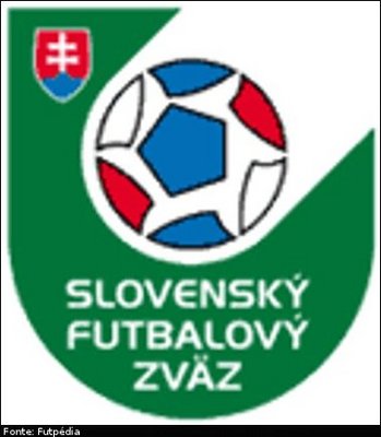 Imagem referente ao escudo da Seleção de Futebol da Eslováquia.
<br><br>
Palavras-chave: esporte, futebol, escudo, Eslováquia.