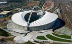 Localizado na cidade de Durban (África do Sul) - Estádio Moses Mabhida (novo) - capacidade de 70.000 espectadores. <br><br> Palavras-chave: esporte, futebol, estádio, King Senzangakhona, Durban, África do Sul, Copa do Mundo.