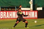 Imagem da Seleo Brasileira treinando na frica do Sul. <br><br> Palavras-chave: esporte, futebol, treino.