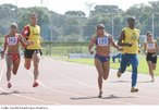 Atleta dria e Terezinha numa disputa de corrida para a prova de atletismo. <br> <br> Circuito Loterias Caixa - 2008. Etapa Braslia DF. <br> <br> Palavras-chave: para-atleta, atletismo.