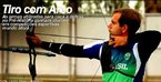 Imagem de um atleta com arco posicionado para atirar. <br><br> Palavras-chave: esporte, Olimpíada, tiro ao alvo.